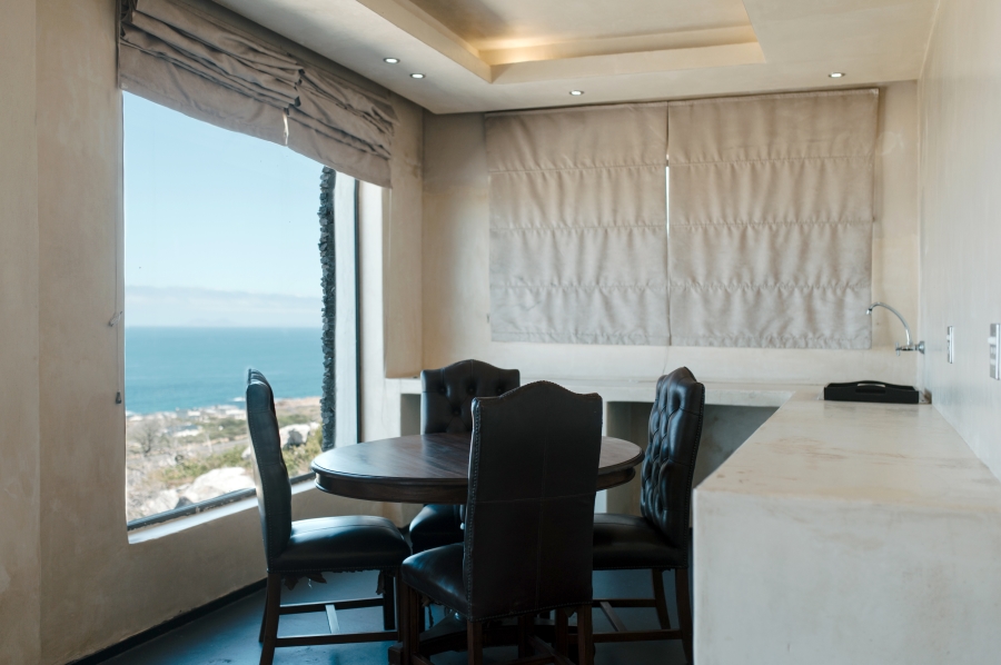 8 Bedroom Property for Sale in Pringle Bay Western Cape